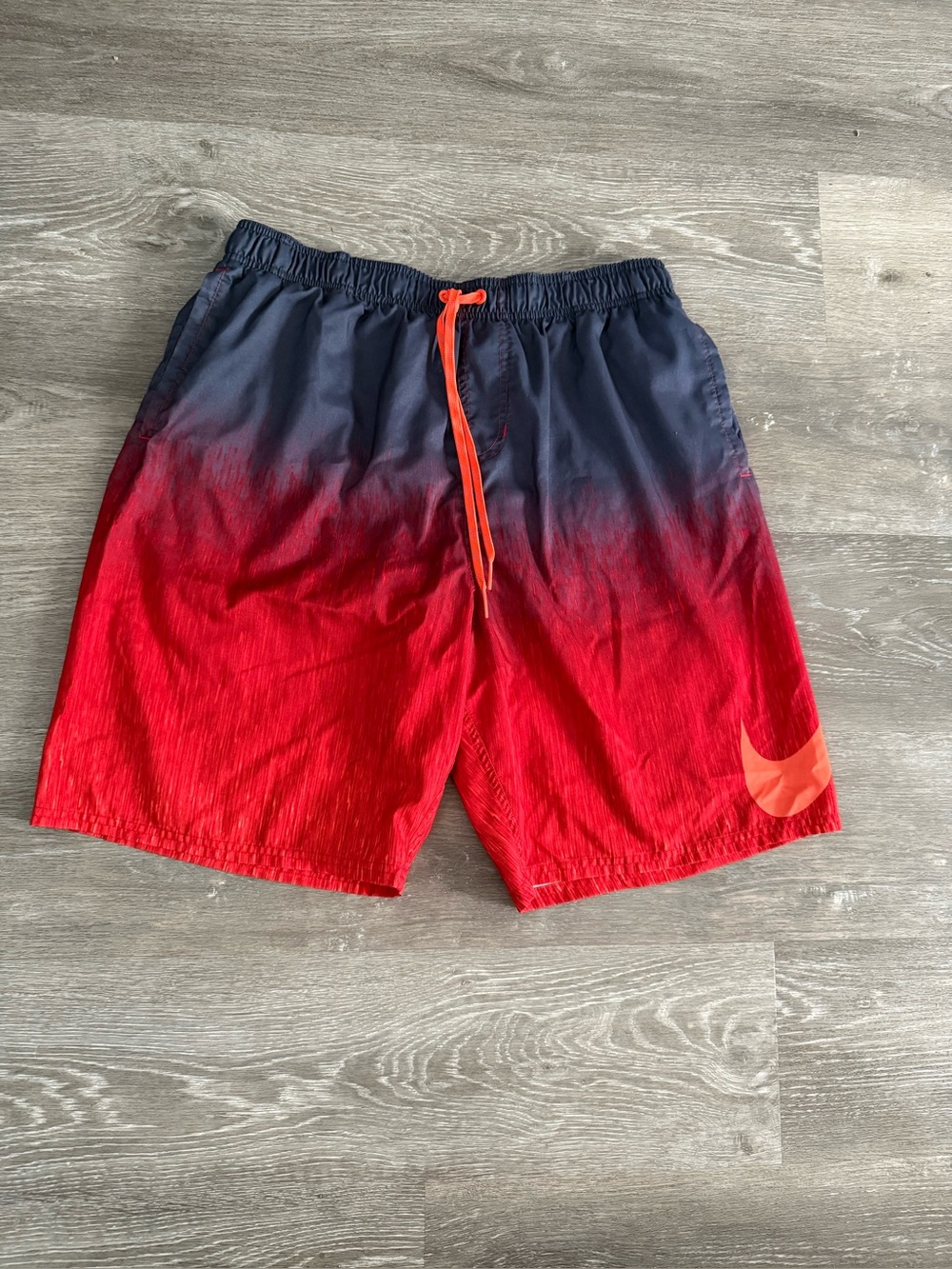 Nike Men’s Multi Colored Swim Trunks, Size Extra Large.